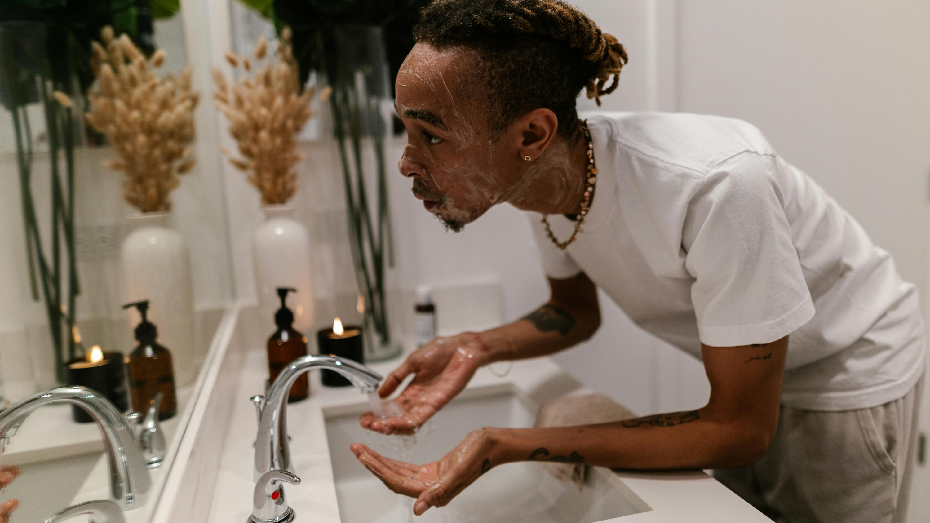 Face Wash vs. Cleanser: What’s the Difference?